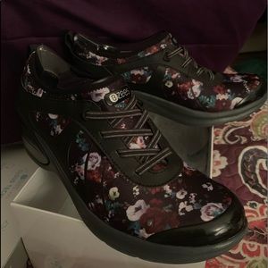 Bzees shoes